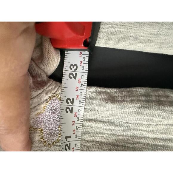 Mystree Light Gray Embroidered Button-Up Shirt - Picture 7 of 9